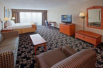 Holiday Inn Express Hotel & Suites Greenwood - Bild 1