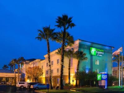 Hotel Holiday Inn Express & Suites Vacaville - Bild 3
