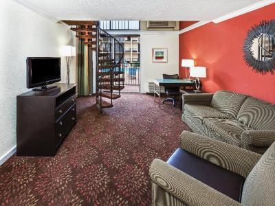 Hotel Holiday Inn Tyler - Conference Center - Bild 3