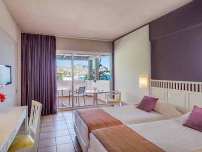 Hotel Porto Angeli Beach Resort - Bild 2