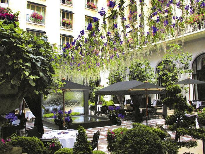 Four Seasons Hotel George V - Bild 1