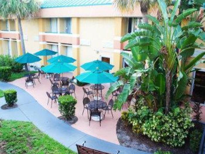 Hotel Garnet Inn & Suites, Orlando - Bild 1