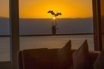 VERT Dead Sea Hotel - Bild 3