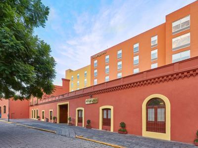 Hotel City Express Puebla Centro - Bild 2
