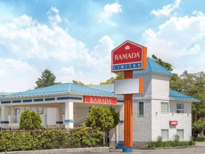 Hotel Ramada Limited Grand Forks - Bild 2