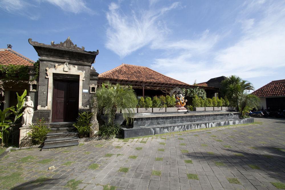 Hotel Bali Nyuh Gading Villa - Bild 1