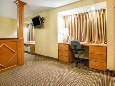 Hotel Quality Inn & Suites North/Polaris - Bild 4