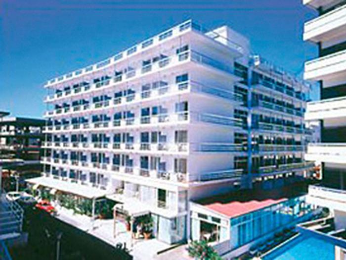 Manousos City Hotel - Bild 1