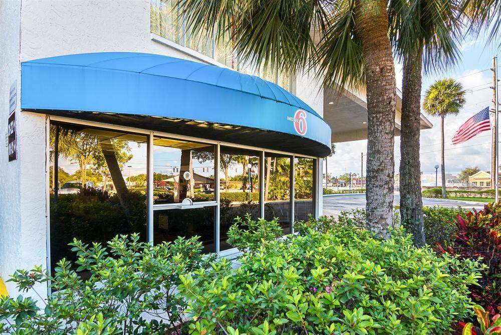 Hotel Motel 6 Tampa - Fairgrounds - Bild 1