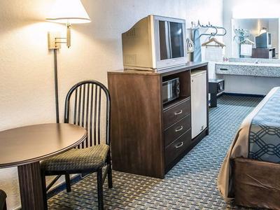 Hotel Rodeway Inn & Suites Wilmington North - Bild 3