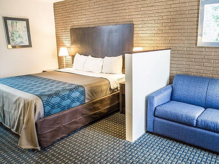 Hotel Rodeway Inn & Suites Wilmington North - Bild 1