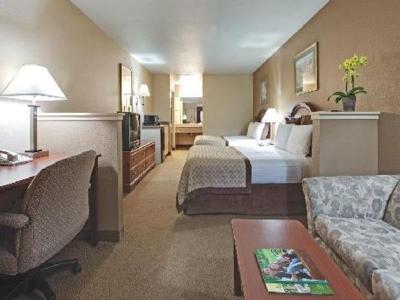 Hotel Hawthorn Suites by Wyndham Napa Valley - Bild 5
