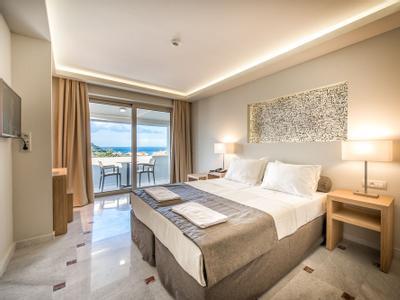 Hotel Azure Resort & Spa - Bild 5
