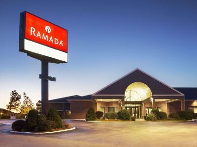 Hotel Ramada by Wyndham Batesville - Bild 3