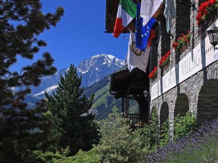 Le Mont Blanc Hotel - Bild 1