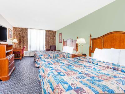 Hotel Days Inn & Suites by Wyndham SE Columbia Ft Jackson - Bild 3