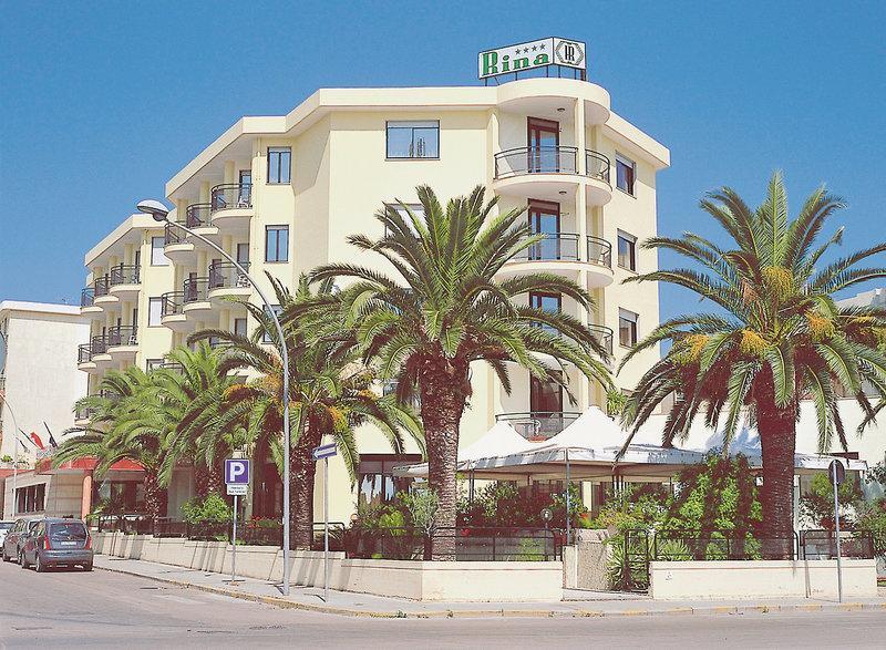 Rina Hotel (Foto)