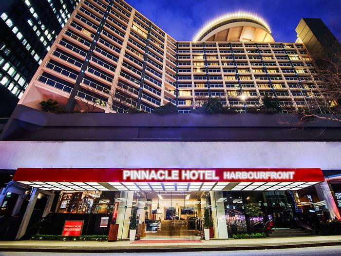 Pinnacle Hotel Vancouver Harbourfront - Bild 1