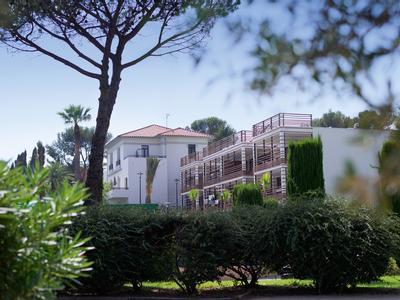 Hotel SOWELL RESIDENCES Chênes Verts - Bild 4
