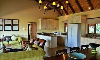 Hotel Motswiri Private Safari Lodge - Bild 5