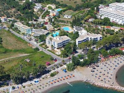 Theodorou Beach Hotel