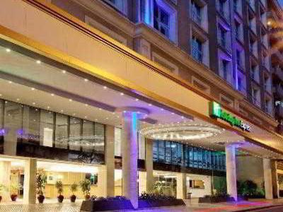 Hotel Holiday Inn Express Rosario - Bild 5