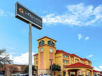 Hotel La Quinta Inn & Suites by Wyndham DFW Airport West - Bedford - Bild 3