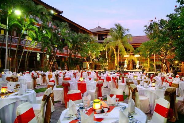 Hotel Wina Holiday Villa Kuta Bali - Bild 1
