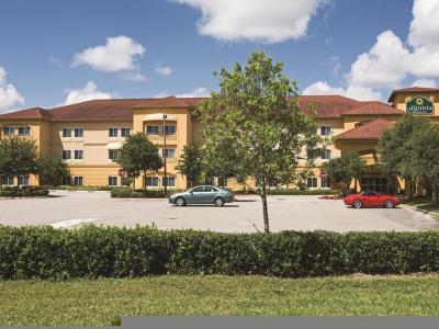 Hotel La Quinta Inn & Suites by Wyndham Sebring - Bild 3