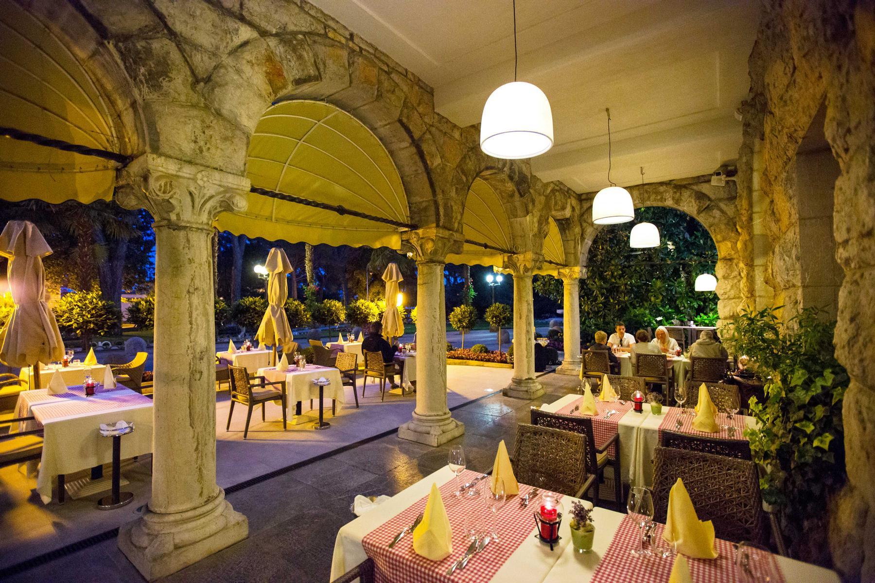 Amadria Park Hotel Sveti Jakov - Bild 1