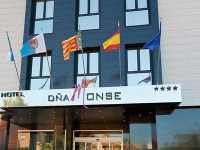 Hotel Dña Monse - Bild 5