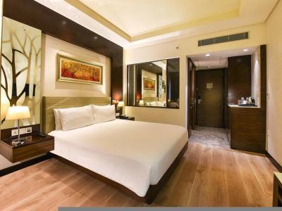 Hotel DoubleTree by Hilton Gurugram Baani Square - Bild 5