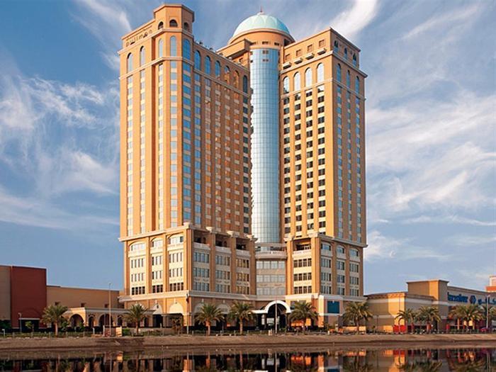 Sheraton Mall of the Emirates Hotel, Dubai - Bild 1