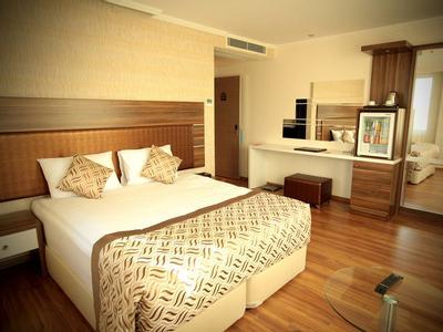 Hotel Edis Premier Adana - Bild 5