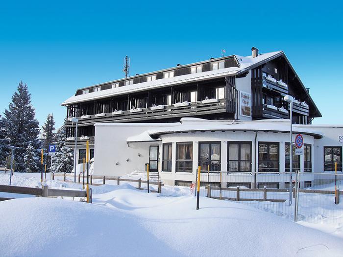 Dolomiti Chalet Family Hotel - Bild 1