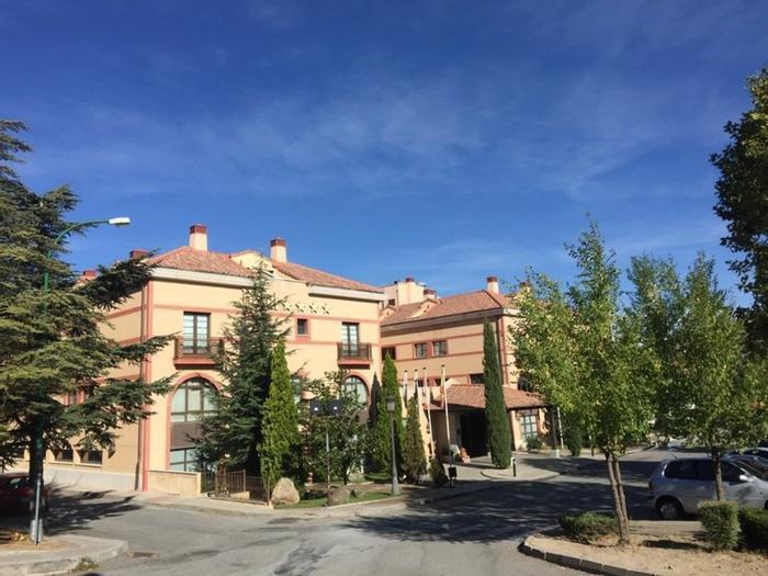 Hotel Segovia Sierra de Guadarrama - Bild 1
