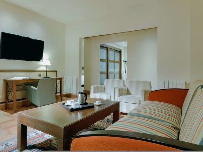 Hotel Sercotel Toledo Renacimiento - Bild 4