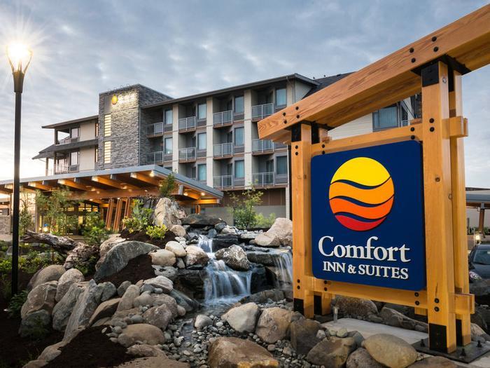 Hotel Comfort Inn & Suites Campbell River - Bild 1