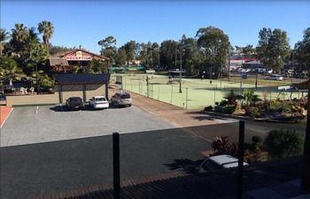 Hotel T's Tennis Resort - Bild 2