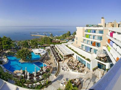 Mediterranean Beach Hotel - Bild 4