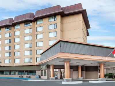 Hotel Baymont by Wyndham Red Deer - Bild 2