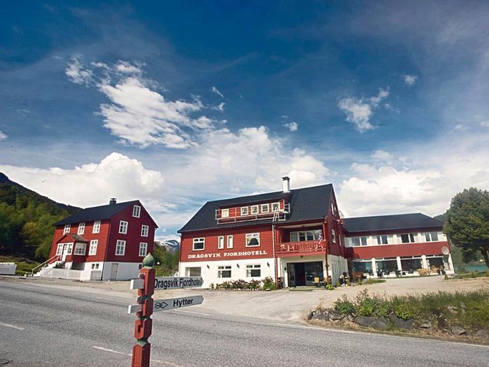 Dragsvik Fjordhotell - Bild 1