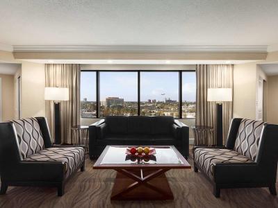 Hotel Embassy Suites by Hilton Irvine Orange County Airport - Bild 4