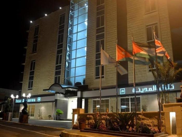 Tilal Al Madina Hotel - Bild 1