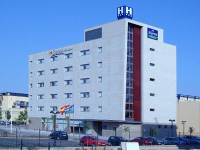 Hotel Holiday Inn Express Valencia Bonaire - Bild 2