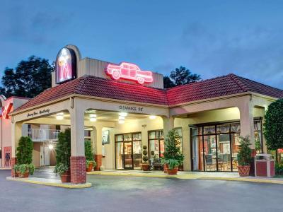 Hotel Days Inn by Wyndham Memphis at Graceland - Bild 3