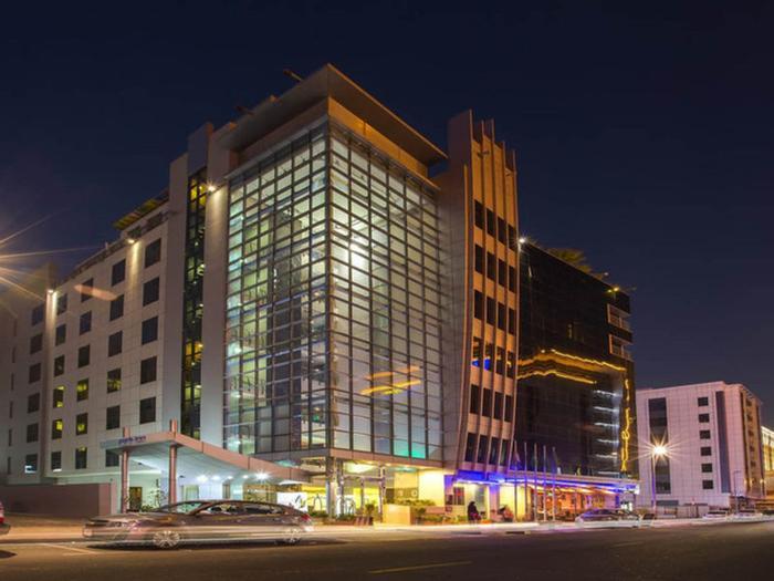 MENA Aparthotel Al Barsha - Bild 1
