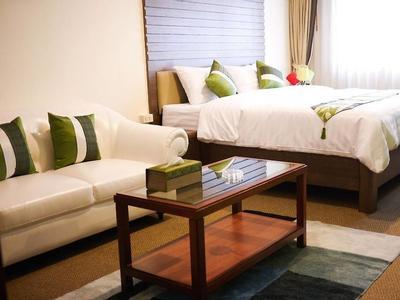 Hotel Triple 8 Inn Bangkok by ZEN Rooms - Bild 5