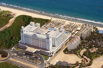 Hotel Riu Palace Pacifico - Bild 1