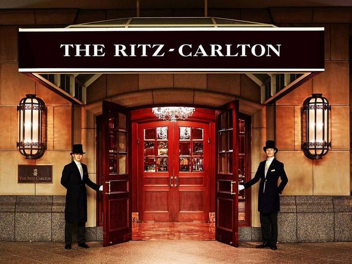 Hotel The Ritz-Carlton Osaka - Bild 1